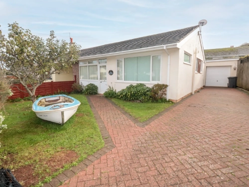 8 Chestnut Drive, Brixham Image of 8 Chestnut Drive, Brixham